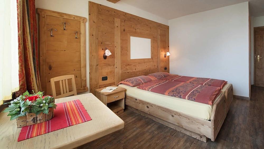 Hotel Champagne Λιβίνιο Εξωτερικό φωτογραφία