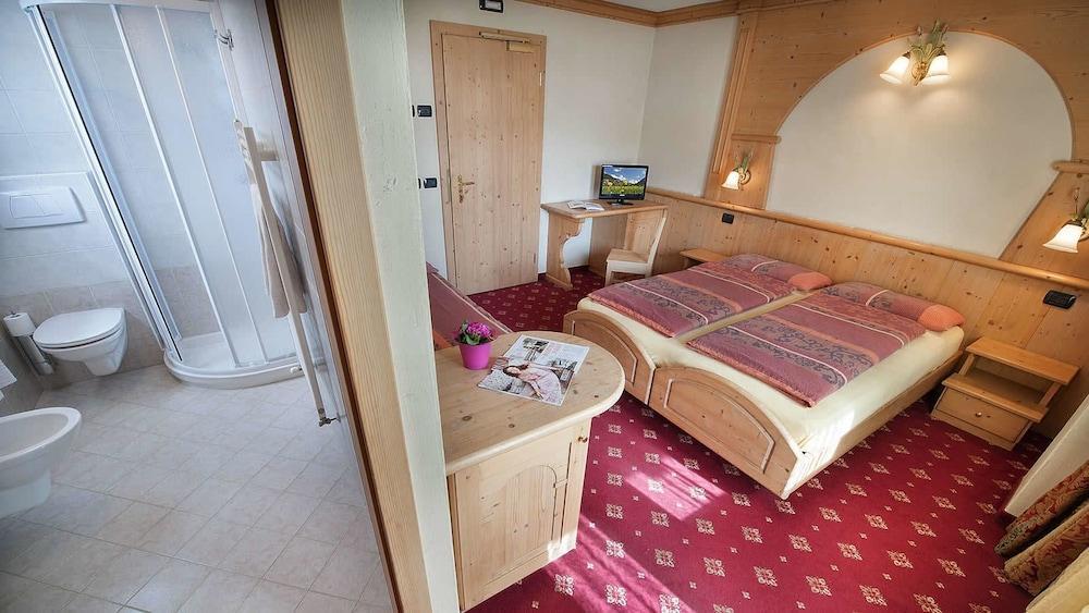 Hotel Champagne Λιβίνιο Εξωτερικό φωτογραφία