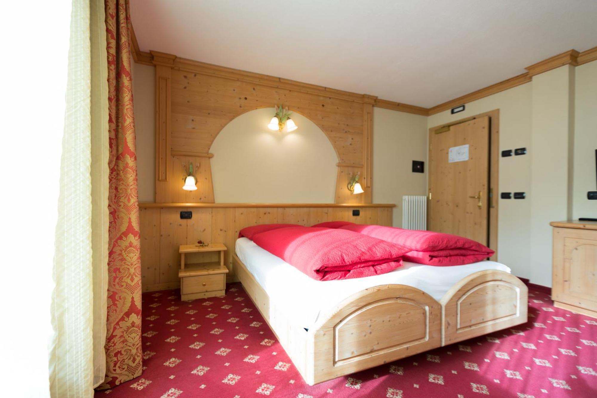 Hotel Champagne Λιβίνιο Εξωτερικό φωτογραφία