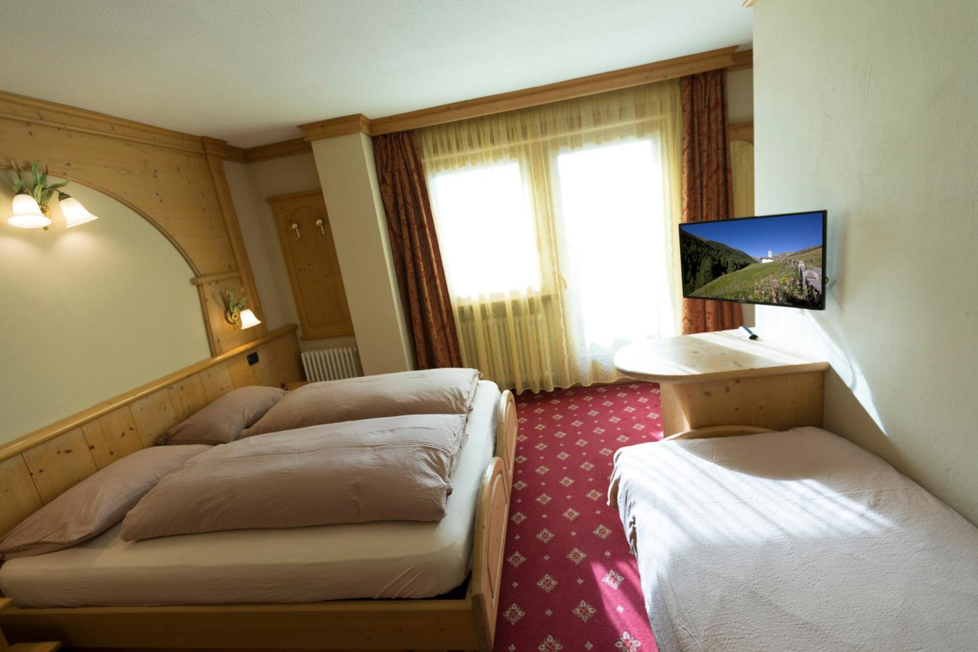 Hotel Champagne Λιβίνιο Εξωτερικό φωτογραφία