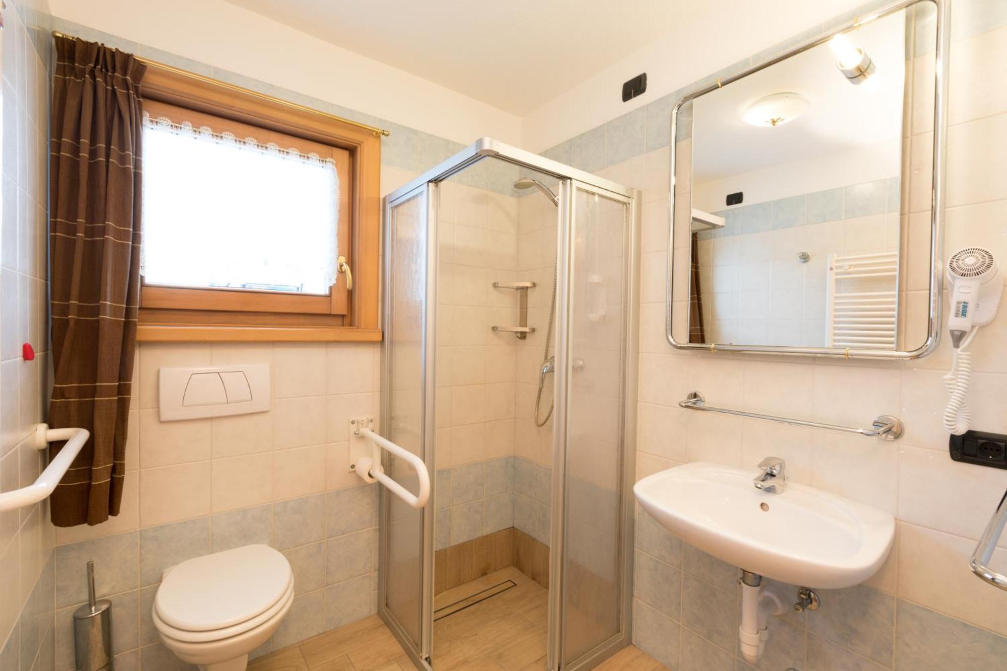 Hotel Champagne Λιβίνιο Εξωτερικό φωτογραφία