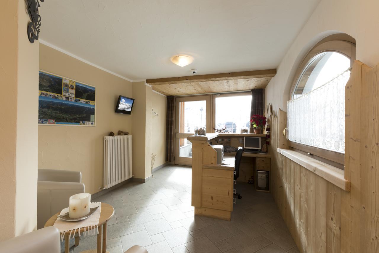Hotel Champagne Λιβίνιο Εξωτερικό φωτογραφία